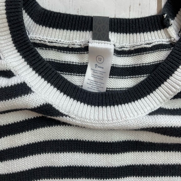 Ivivva Girls Stripe Follow Your Heart Tunic Sweater Size 12 LIKE NEW - Picture 5 of 6